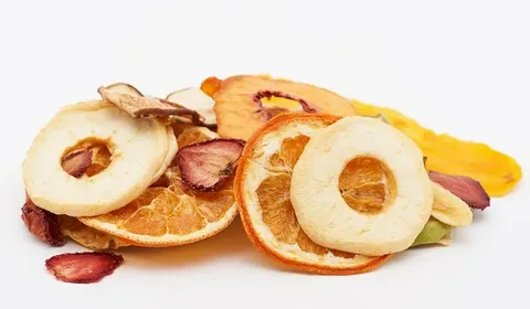 تصویر 2 از میوه خشک مخلوط با تنوع متفاوت و بافت تازه